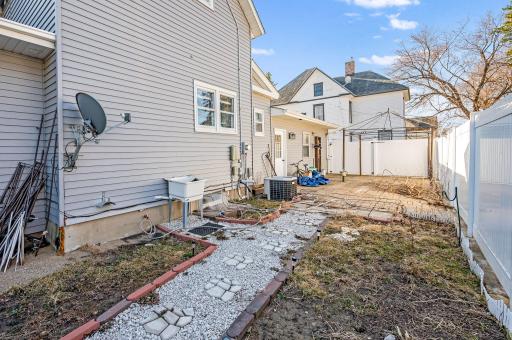 1452 5th Avenue, Windom, MN 56101