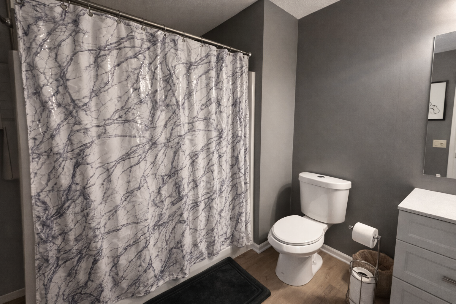 Upper Level Bathroom Pic 2 3816 Foss Road #7, Saint Anthony