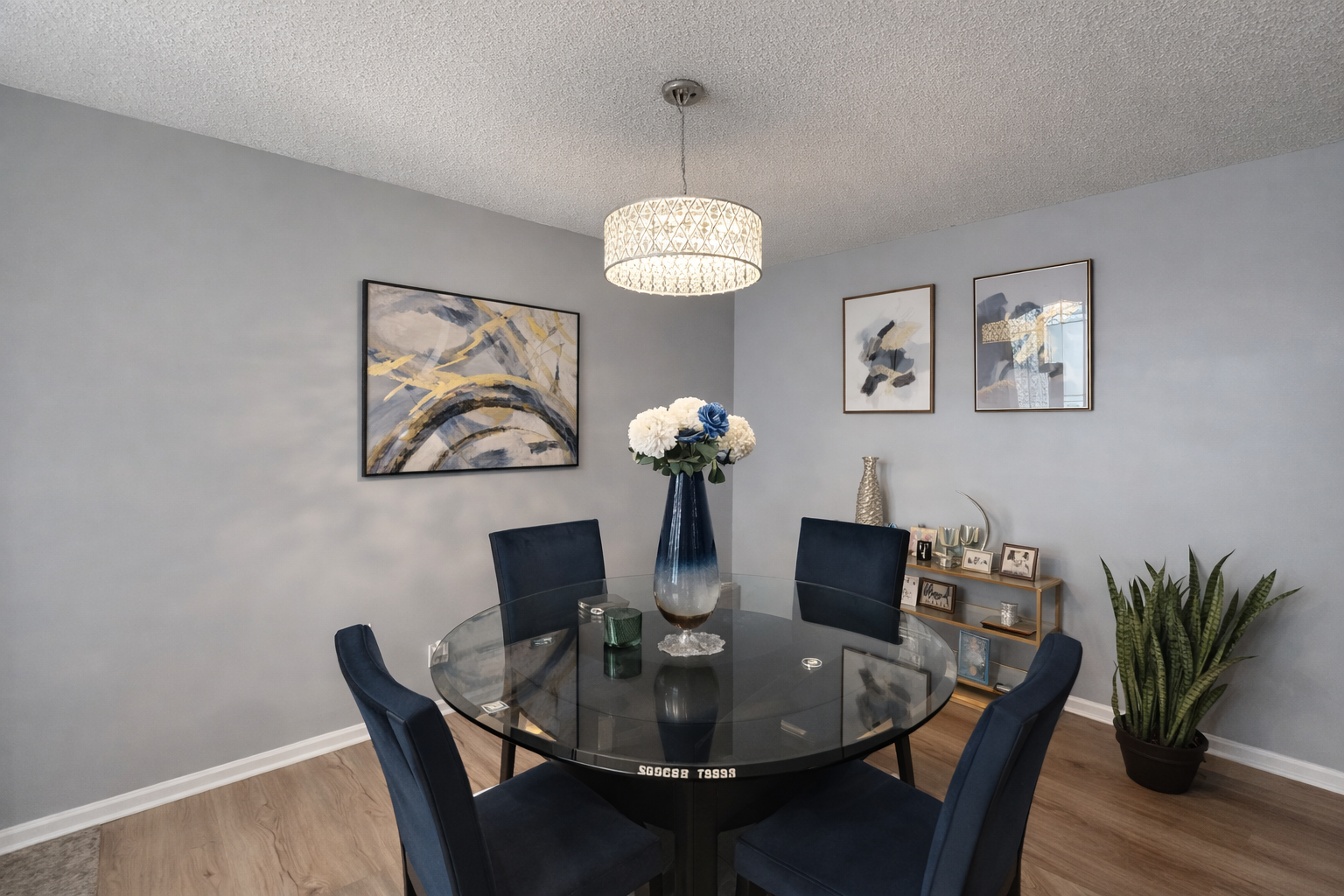 Dining Room 3816 Foss Road #7, Saint Anthony