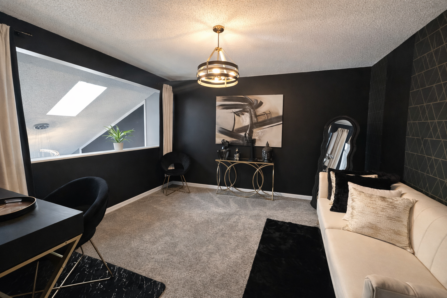 Loft Area 3816 Foss Road #7, Saint Anthony