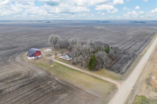 73681 290th Street, Saint James, MN 56081
