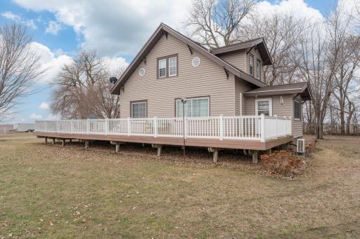 73681 290th Street, Saint James, MN 56081