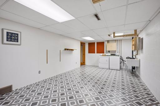 1902 13th Street South - Spacecrafting - 0038.jpg