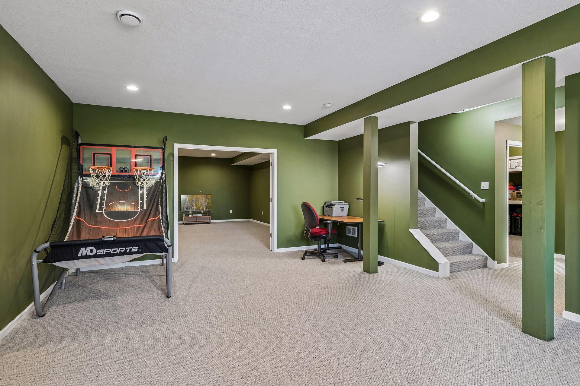 2403 Grey Eagle Bay - Spacecrafting - 0053.jpg