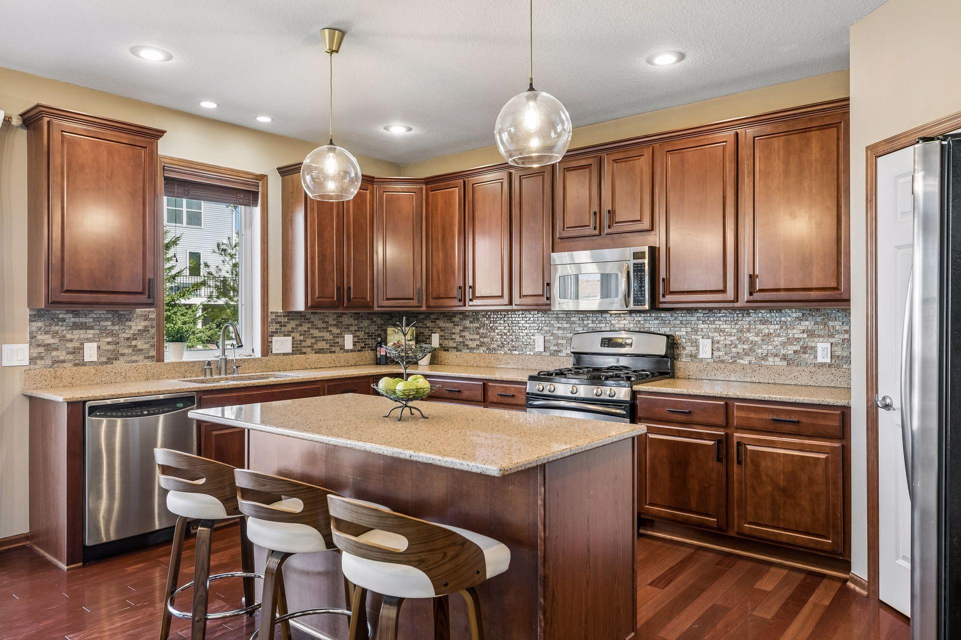 2403 Grey Eagle Bay - Spacecrafting - 0020.jpg