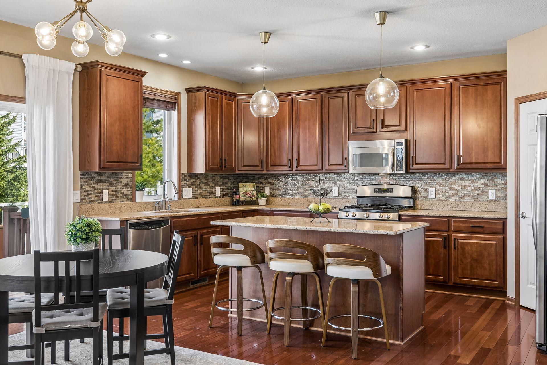 2403 Grey Eagle Bay - Spacecrafting - 0018.jpg