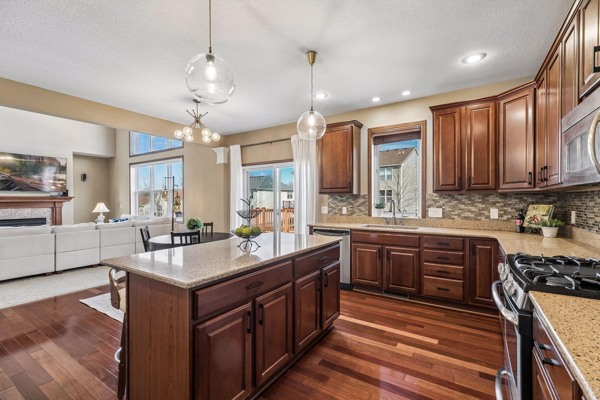 2403 Grey Eagle Bay - Spacecrafting - 0025.jpg