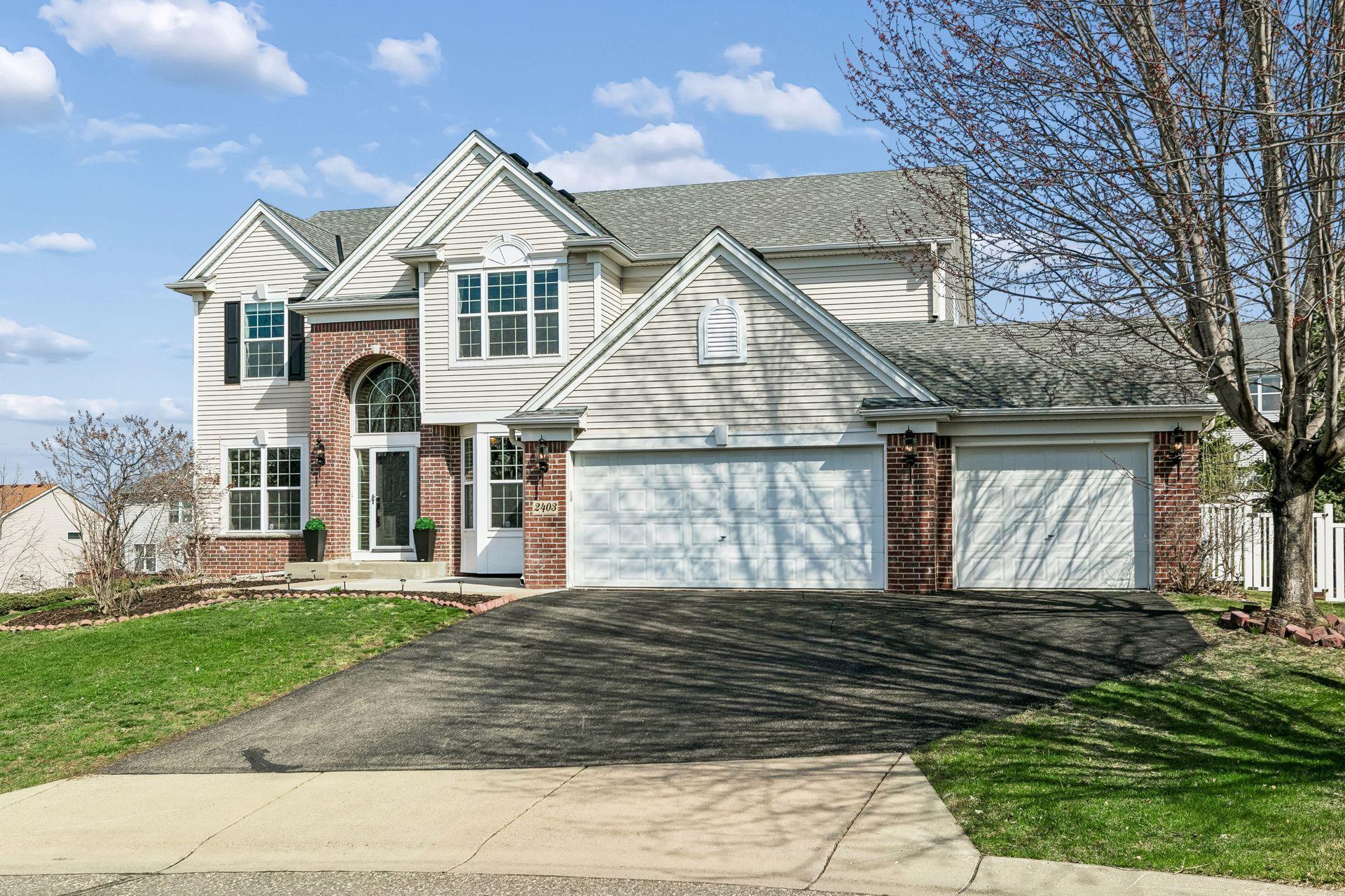 2403 Grey Eagle Bay - Spacecrafting - 0001.jpg