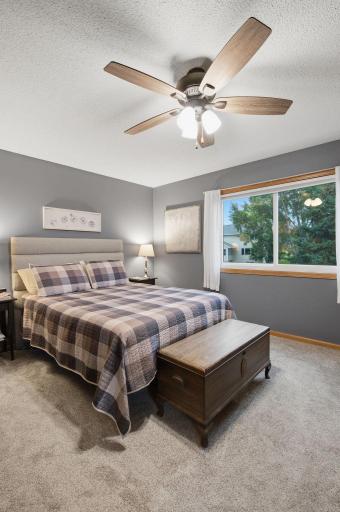 41-web-or-mls-6204_176th_St_W_Farmington_MN_047.jpg