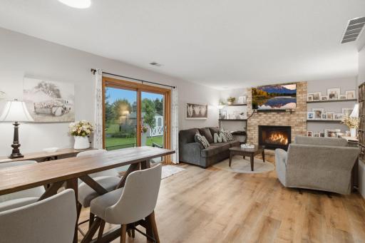 22-web-or-mls-6204_176th_St_W_Farmington_MN_028.jpg