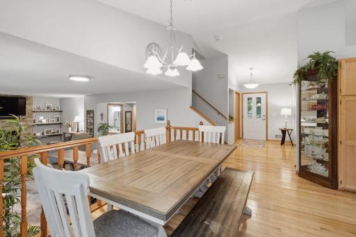 43-web-or-mls-6204_176th_St_W_Farmington_MN_049.jpg