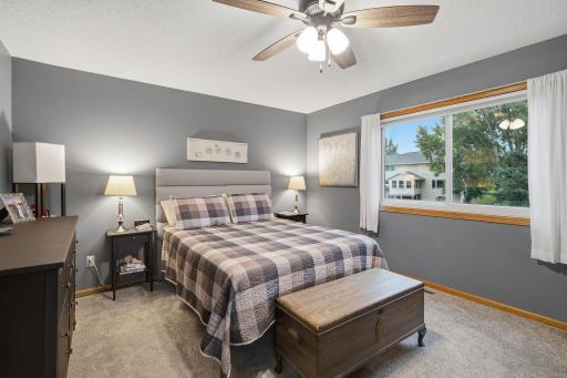 39-web-or-mls-6204_176th_St_W_Farmington_MN_045.jpg