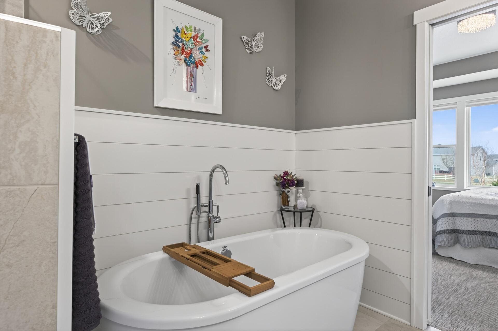 Soaking tub is perfect!