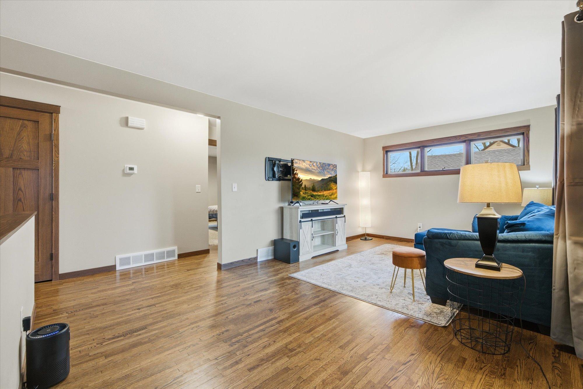 Spacious living room