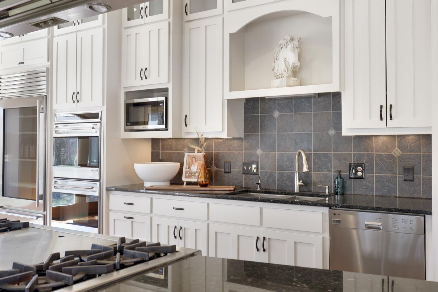 Beautifully designed kitchen that blends style, space and everyday ease.