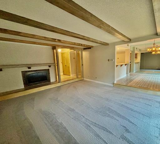 6075 Lincoln Drive, 201, Hopkins, MN 55436