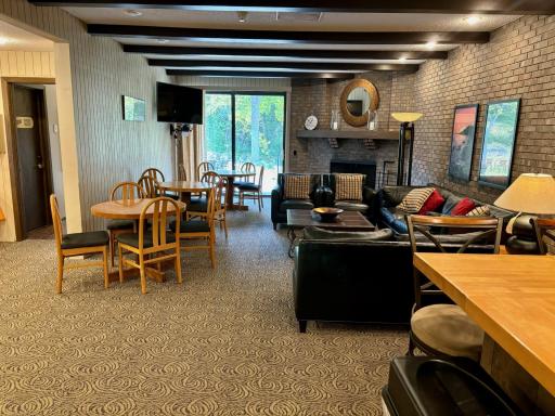 6075 Lincoln Drive, 201, Hopkins, MN 55436