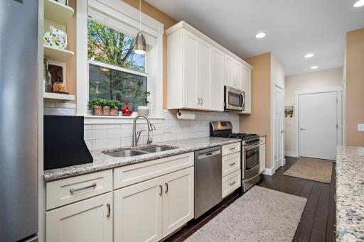 1013 Planters Path, Bayport, MN 55003-12.jpg