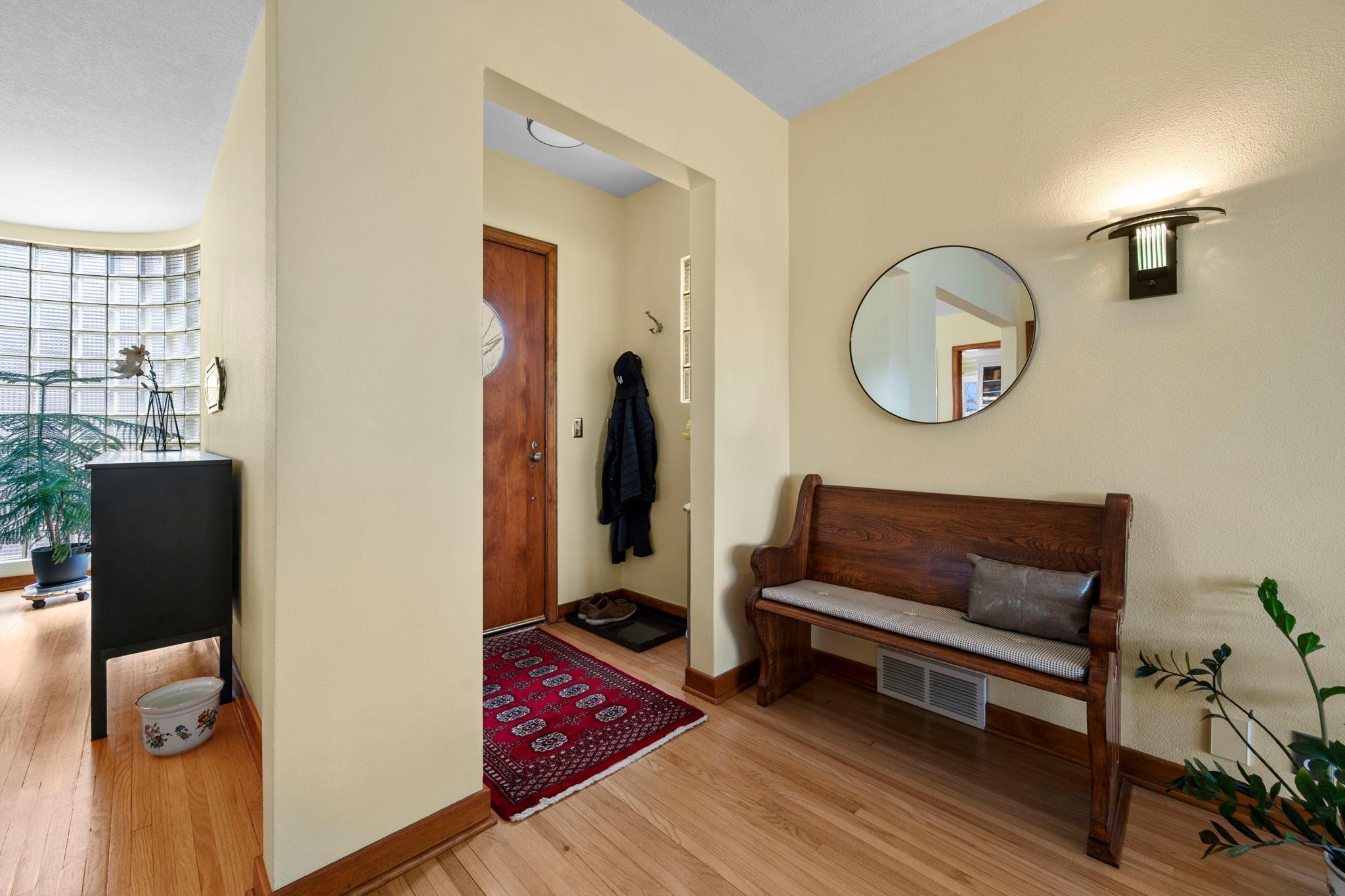 Photo 5