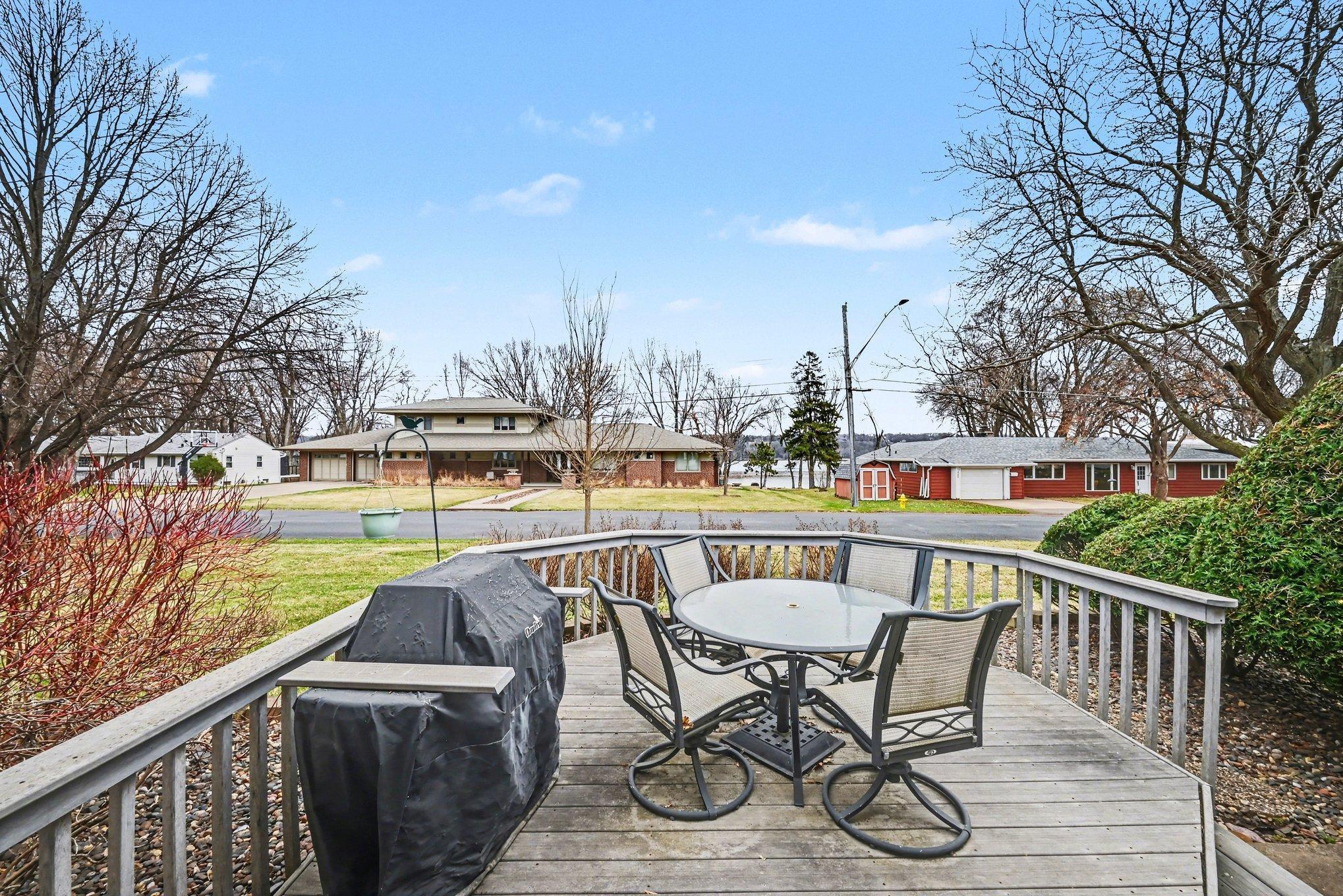 14x17 deck facing with river and WI view