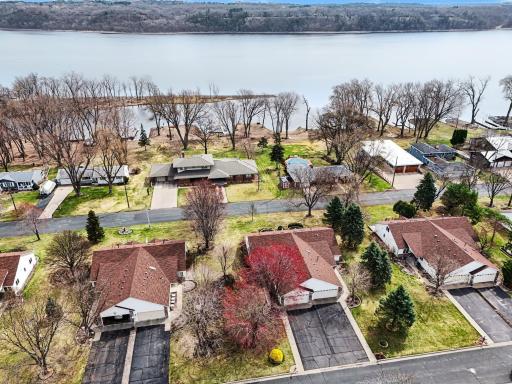 425 Maine Street S, Bayport, MN 55003