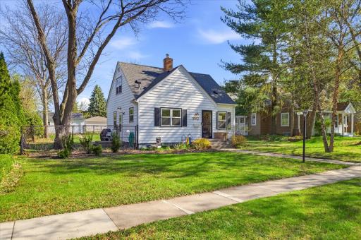 02-5912 Goodrich Avenue, Saint Louis Park, MN 55416 [2971535]- 002.jpg