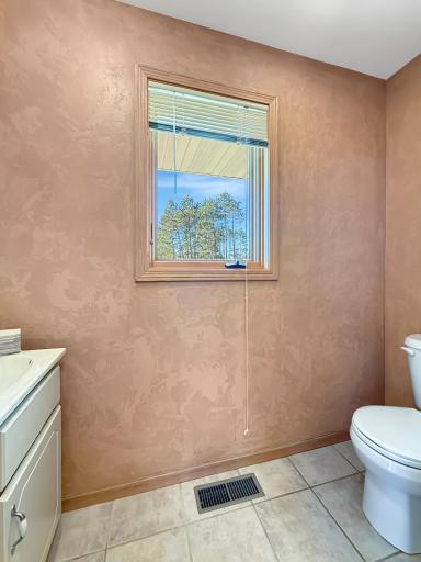 2808 Arrowwood Circle NW, Bemidji, MN 56601