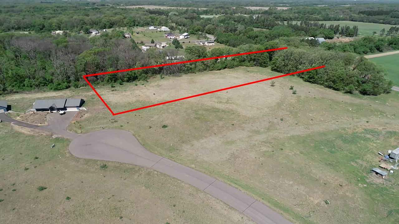 Approx lot lines back of lot 4.png