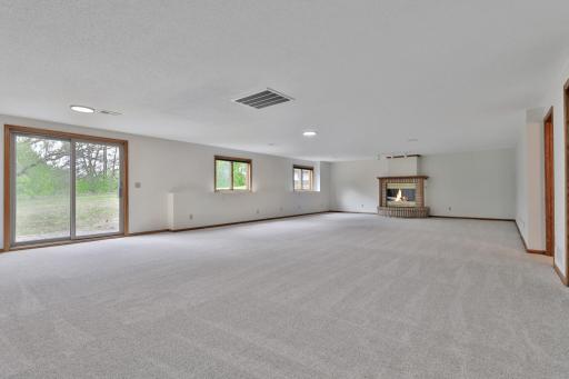 13460 Riverview Drive NW, Elk River, MN 55330