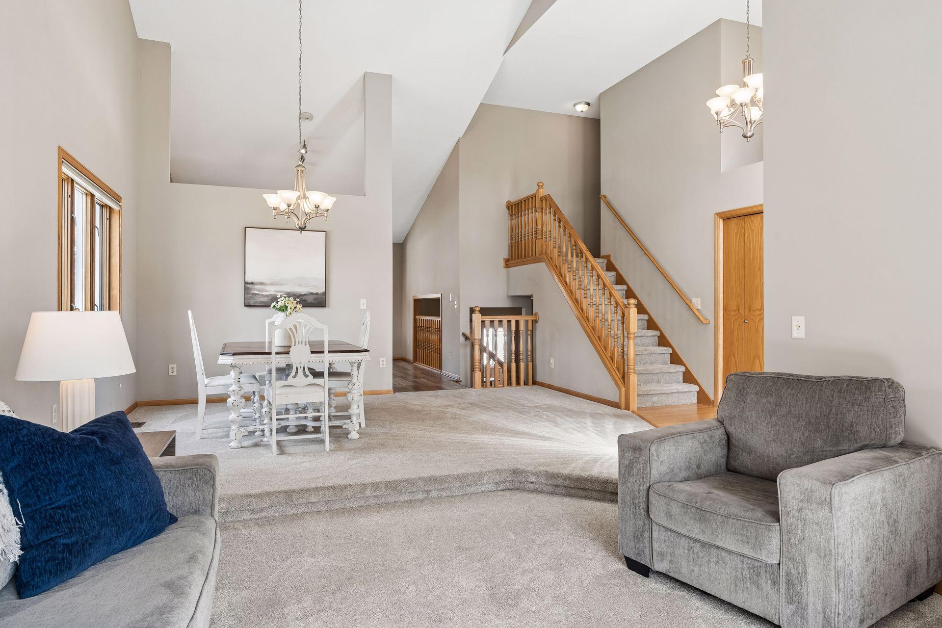 1697 120th Lane NE - Spacecrafting - 0012.jpg