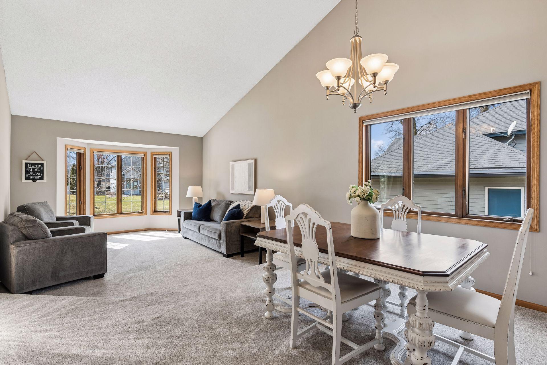 1697 120th Lane NE - Spacecrafting - 0010.jpg