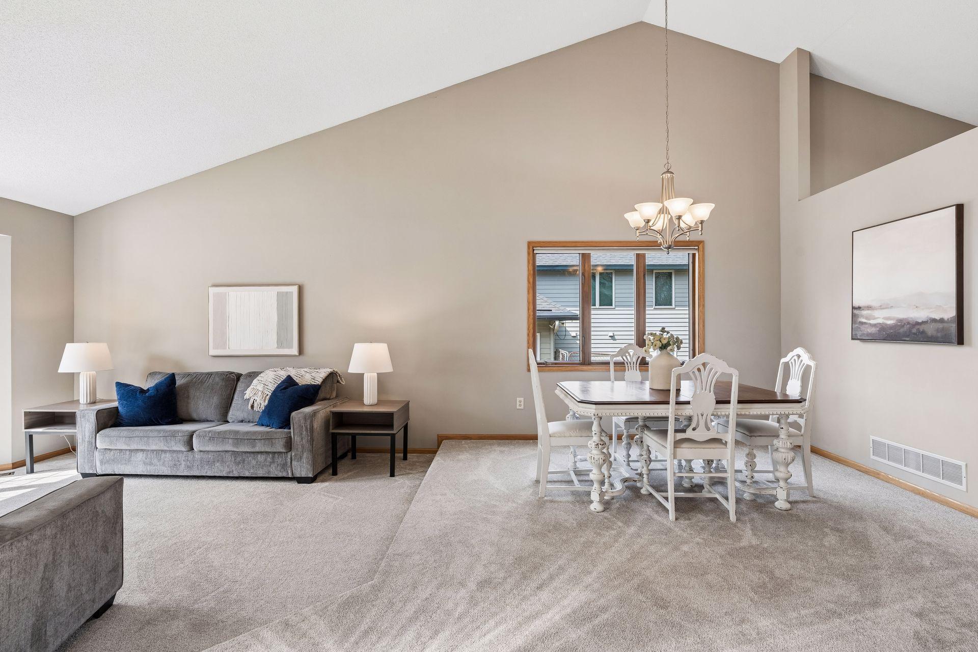 1697 120th Lane NE - Spacecrafting - 0009.jpg