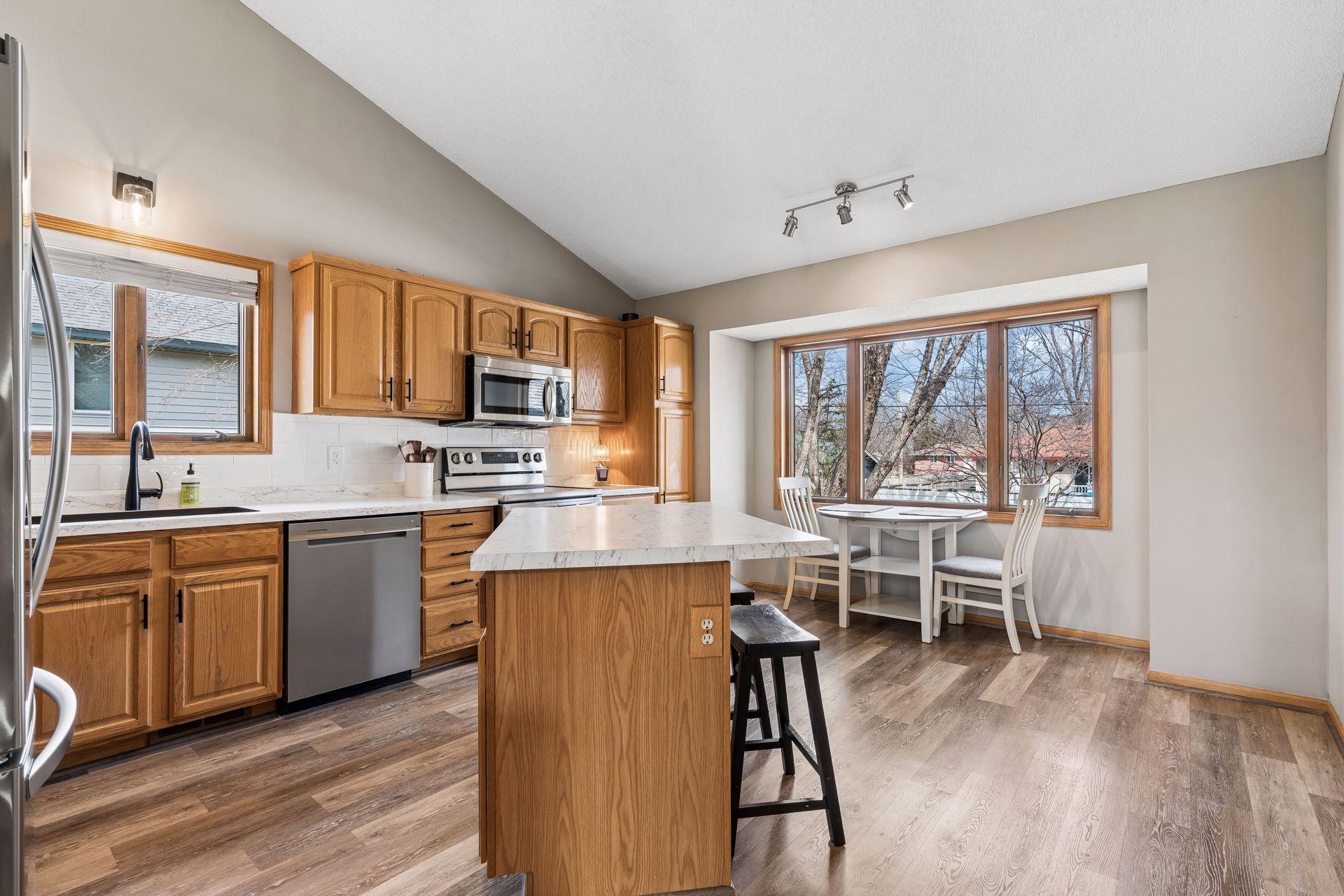 1697 120th Lane NE - Spacecrafting - 0017.jpg