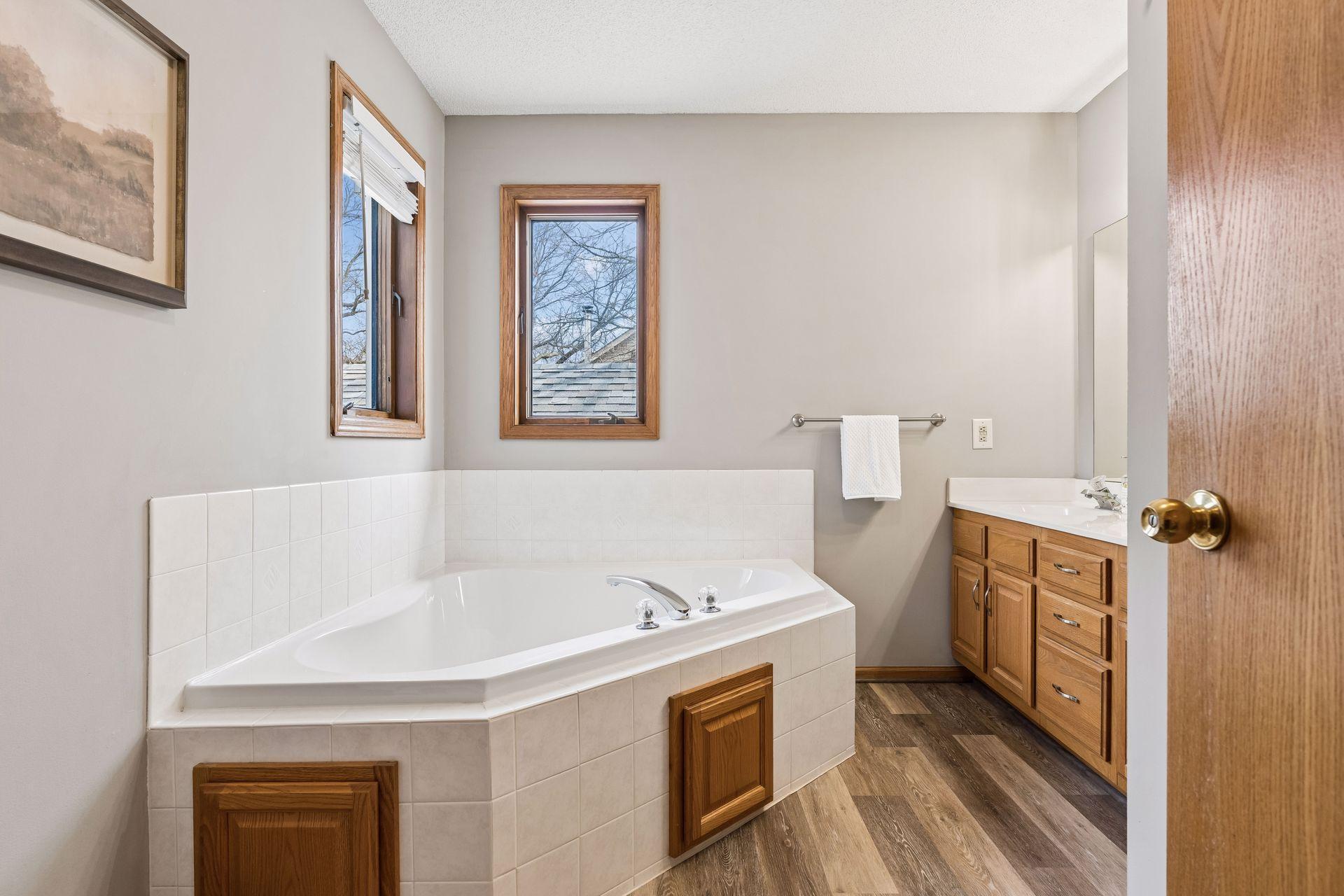 1697 120th Lane NE - Spacecrafting - 0027.jpg