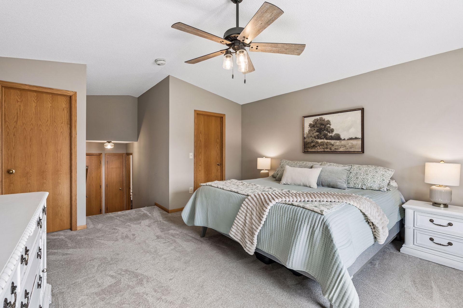 1697 120th Lane NE - Spacecrafting - 0026.jpg