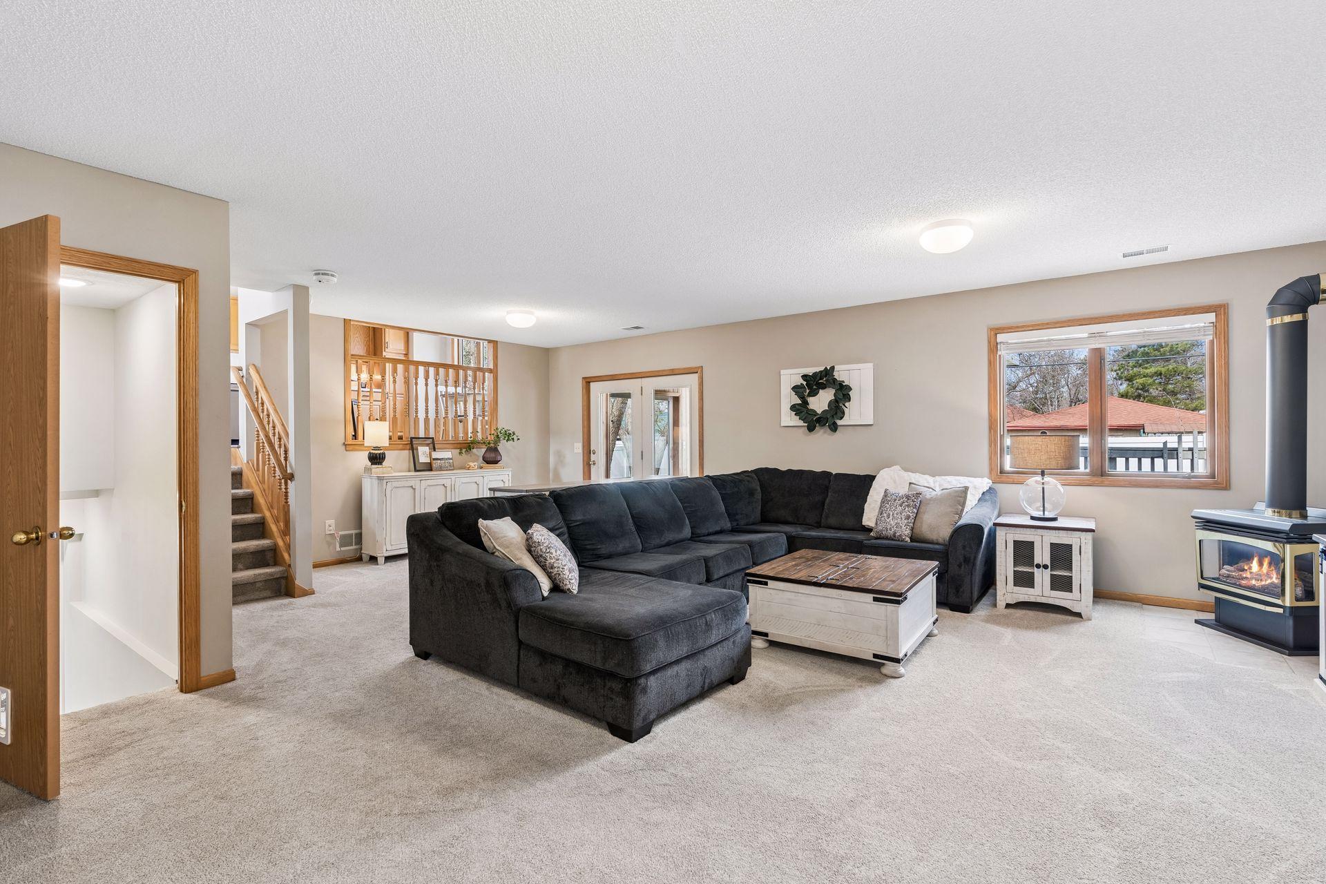 1697 120th Lane NE - Spacecrafting - 0036.jpg