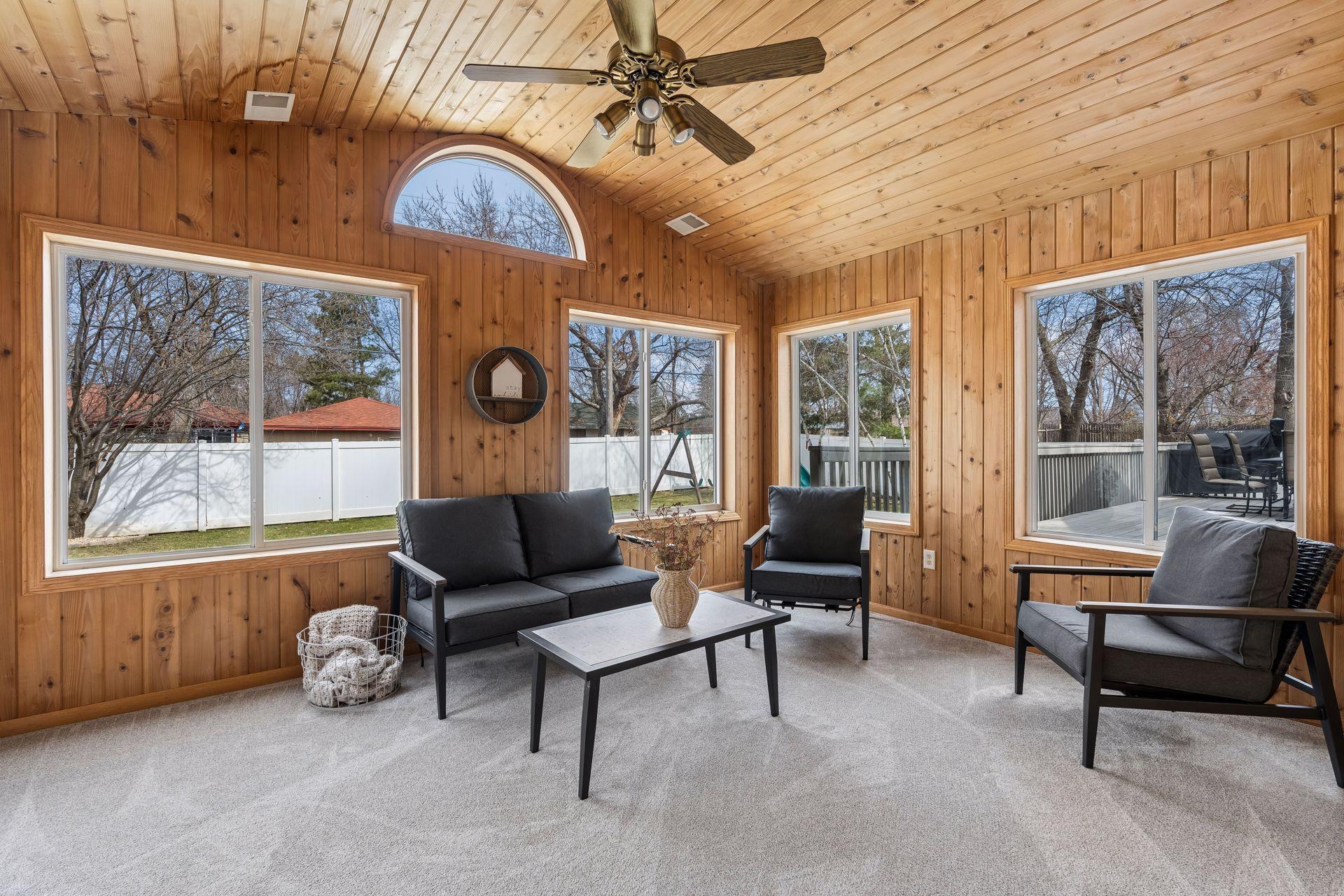 1697 120th Lane NE - Spacecrafting - 0042.jpg