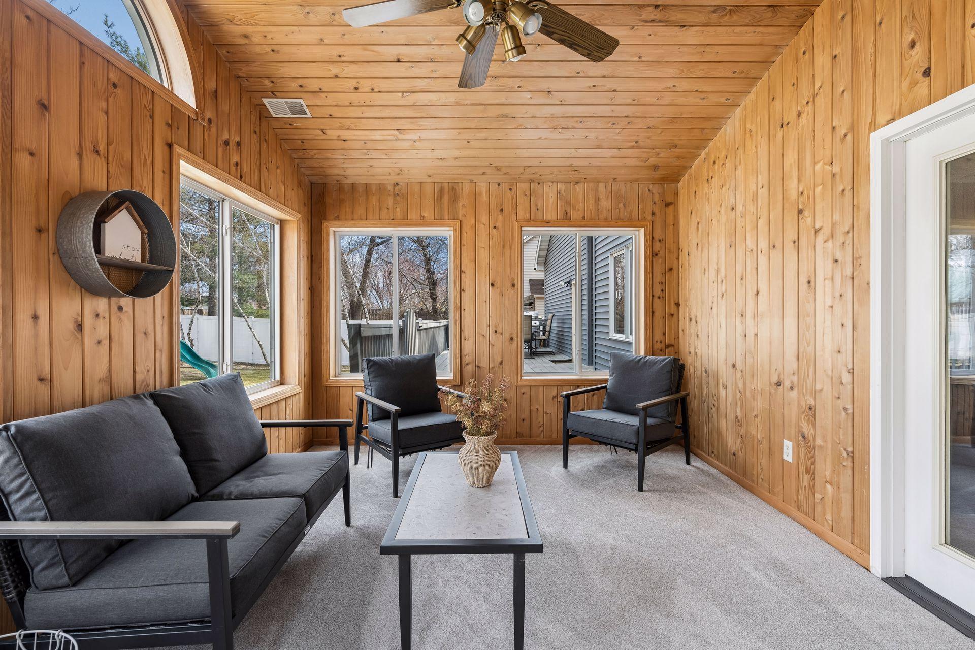 1697 120th Lane NE - Spacecrafting - 0044.jpg