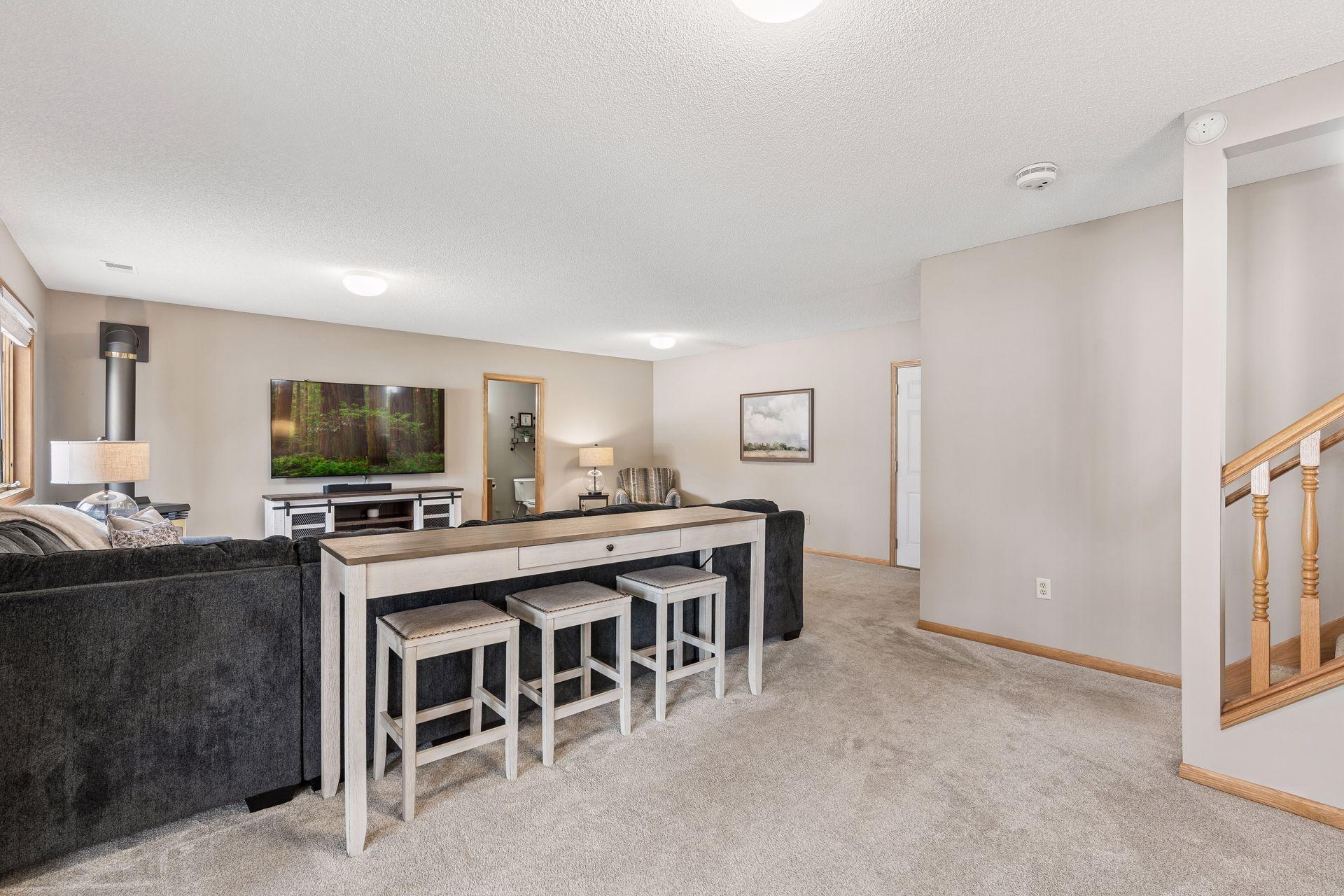 1697 120th Lane NE - Spacecrafting - 0039.jpg