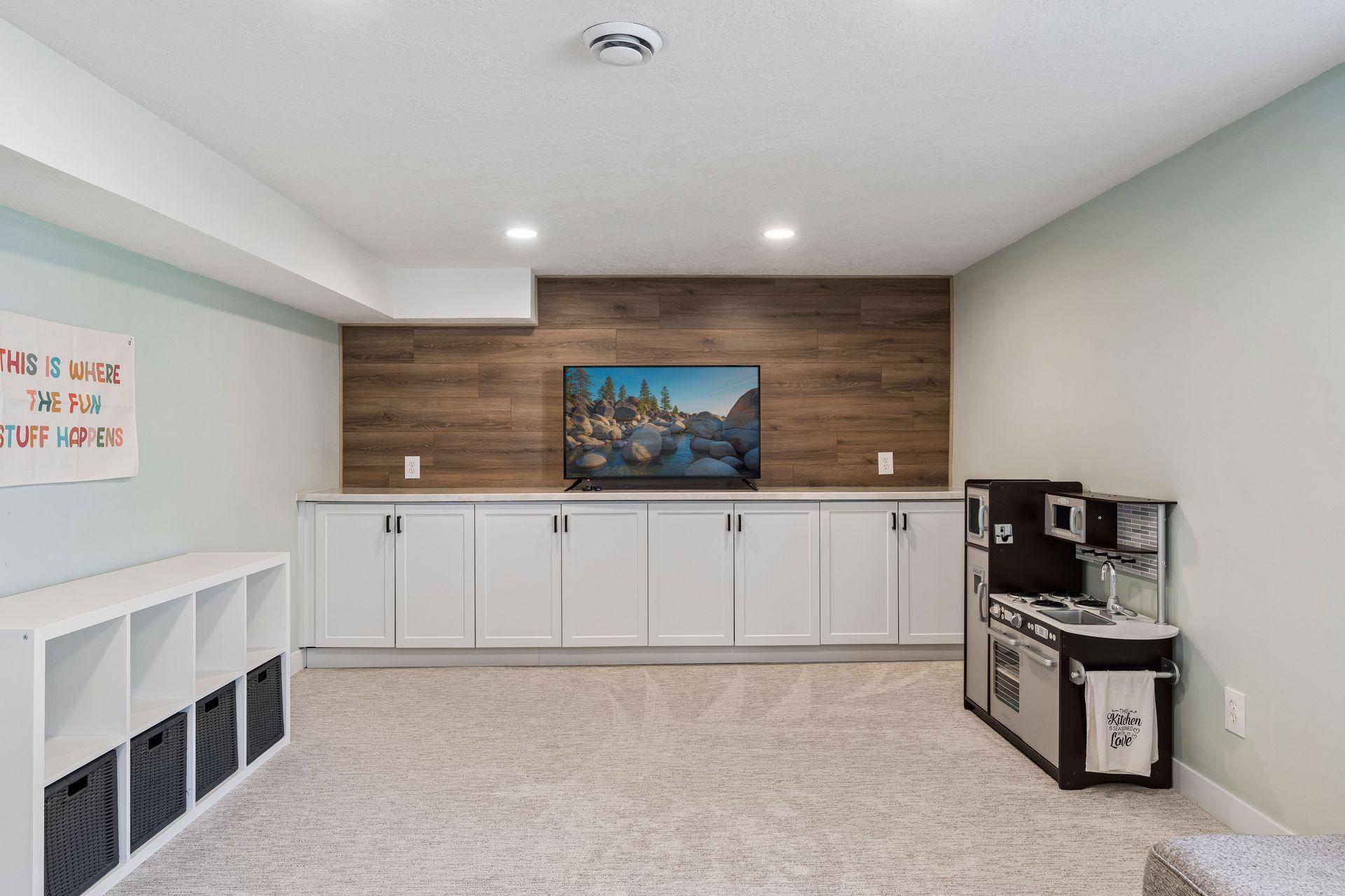 1697 120th Lane NE - Spacecrafting - 0049.jpg