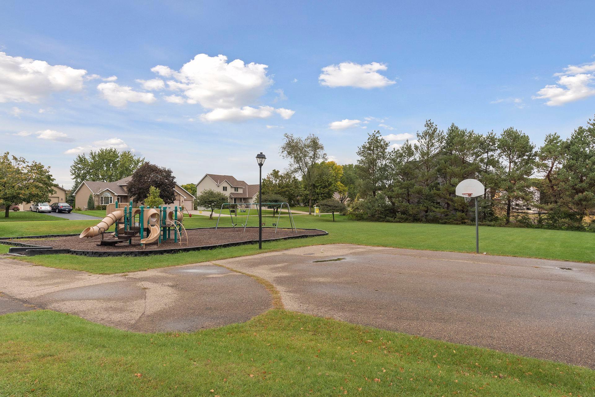 1697 120th Lane NE - Spacecrafting - 0071.jpg