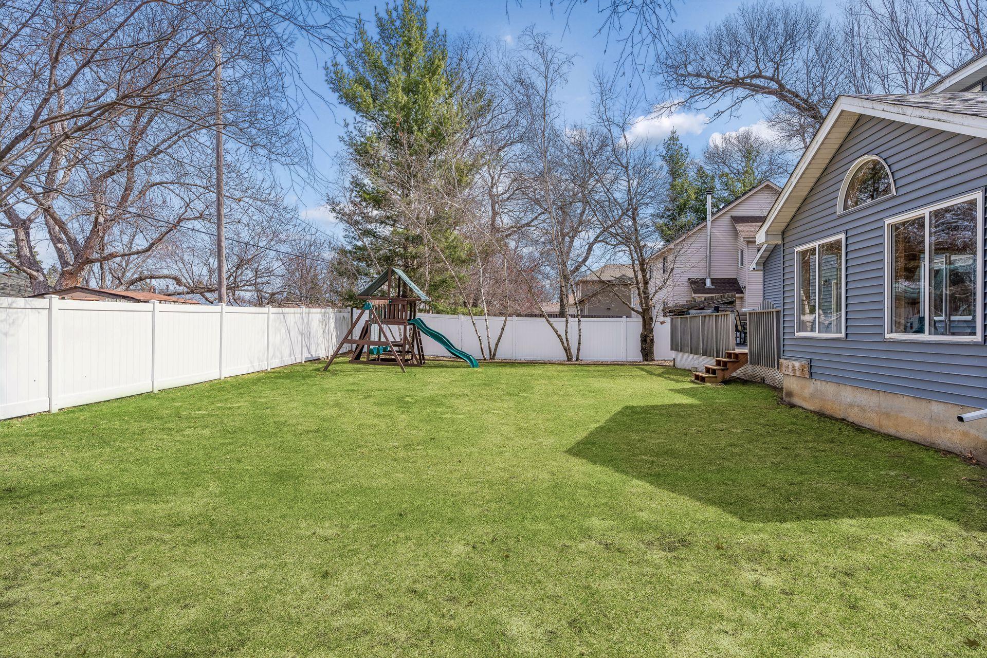 1697 120th Lane NE - Spacecrafting - 0061.jpg