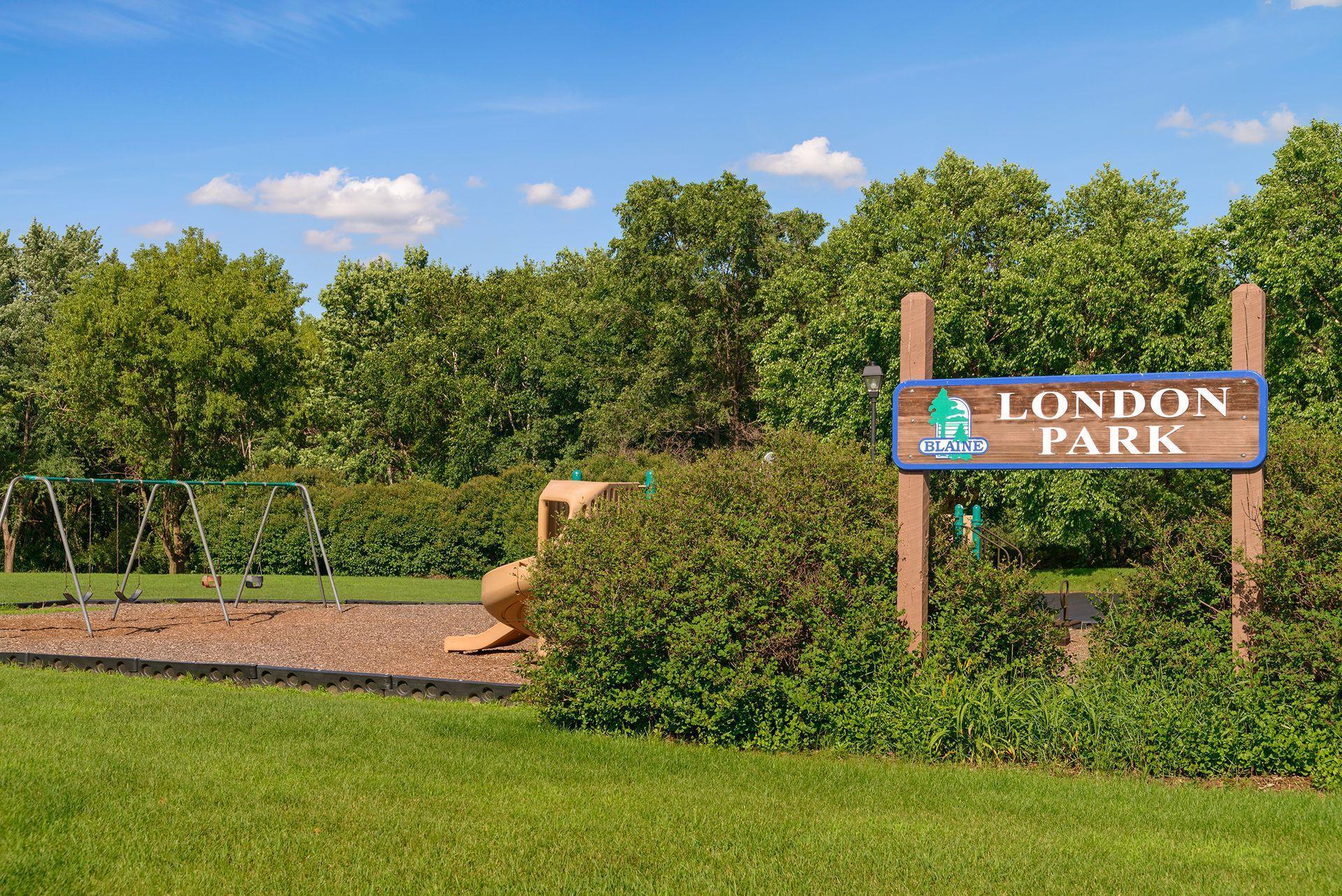 1697 120th Lane NE - Spacecrafting - 0068.jpg