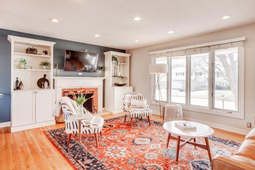 2221 Quebec Drive, Minneapolis, MN 55426
