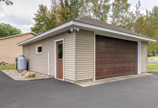 624 Tetonka View Drive, Waterville, MN 56096