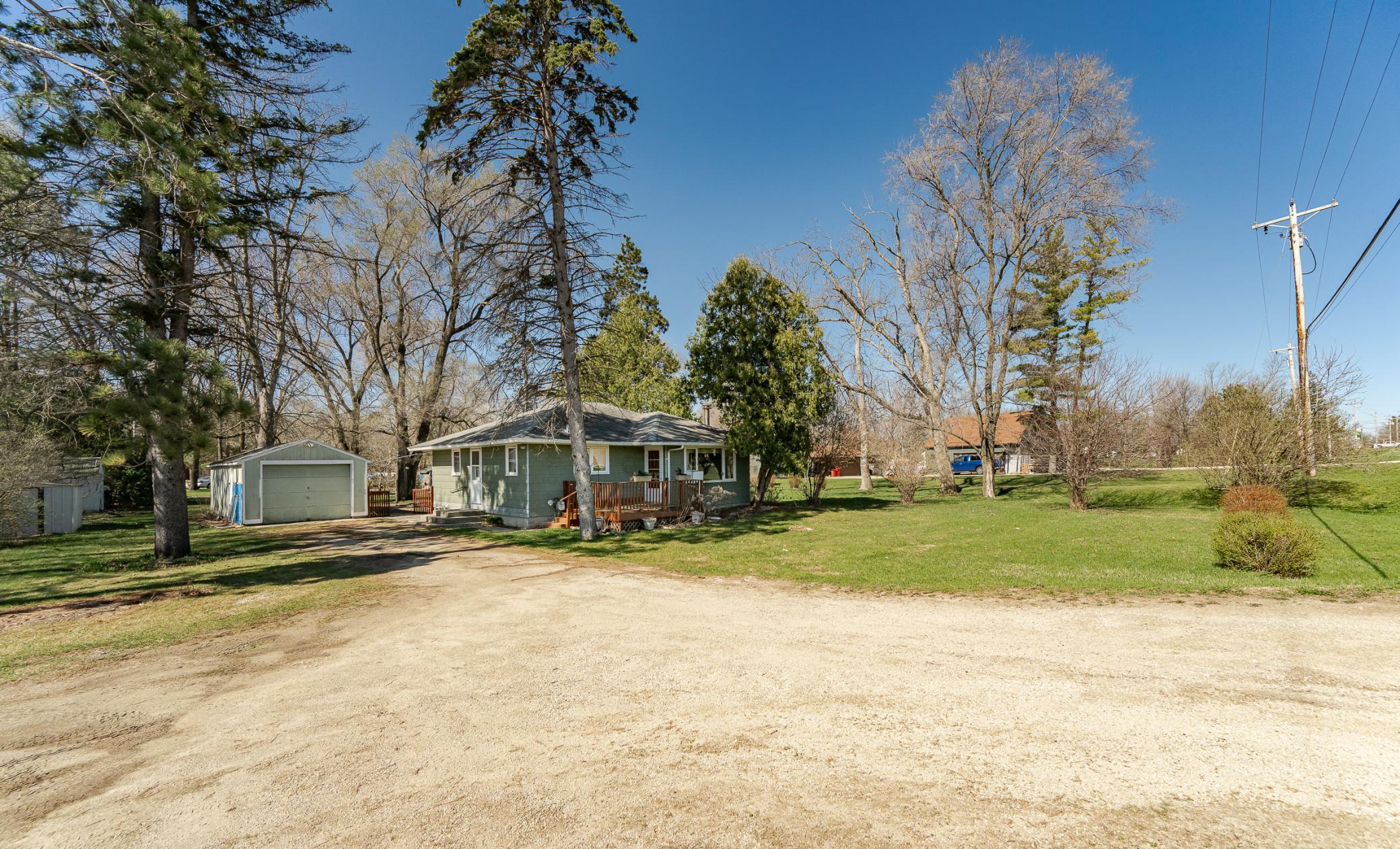 3379 Marion Rd SE.jpg