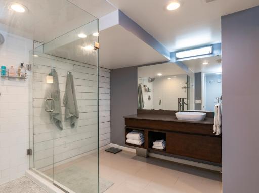 2755 Blackstone Ave-7696.jpg