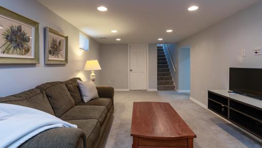 2755 Blackstone Ave-7695.jpg