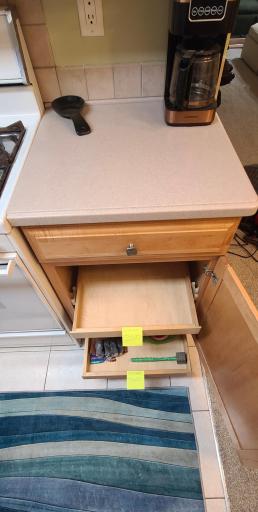 FULL REACH PULL OUT SHELVES IN KITCHEN CABINETS