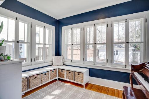 4945 Bryant Avenue S, Minneapolis, MN 55419